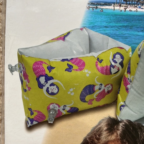 NWT Inflatable arm bands, mermaid theme - Picture 5 of 6